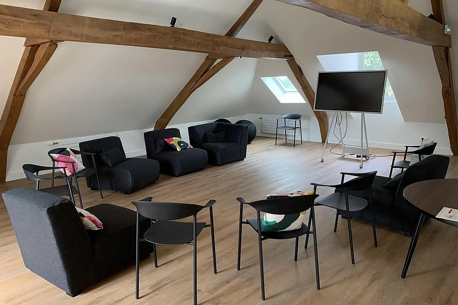 Lieux événementiels, MAISON MEETING