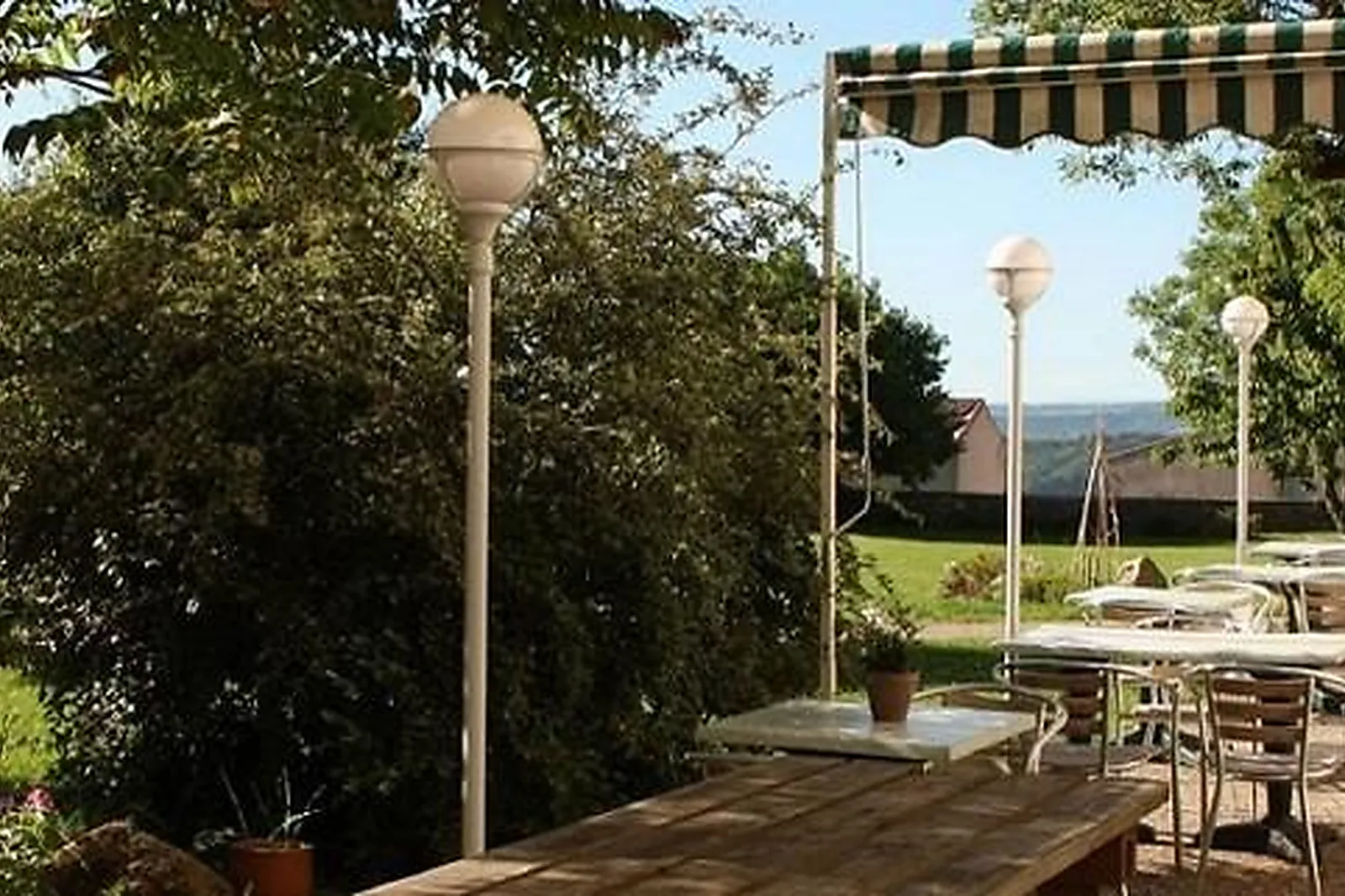 Lieux événementiels, MAISON DE LA MONNE