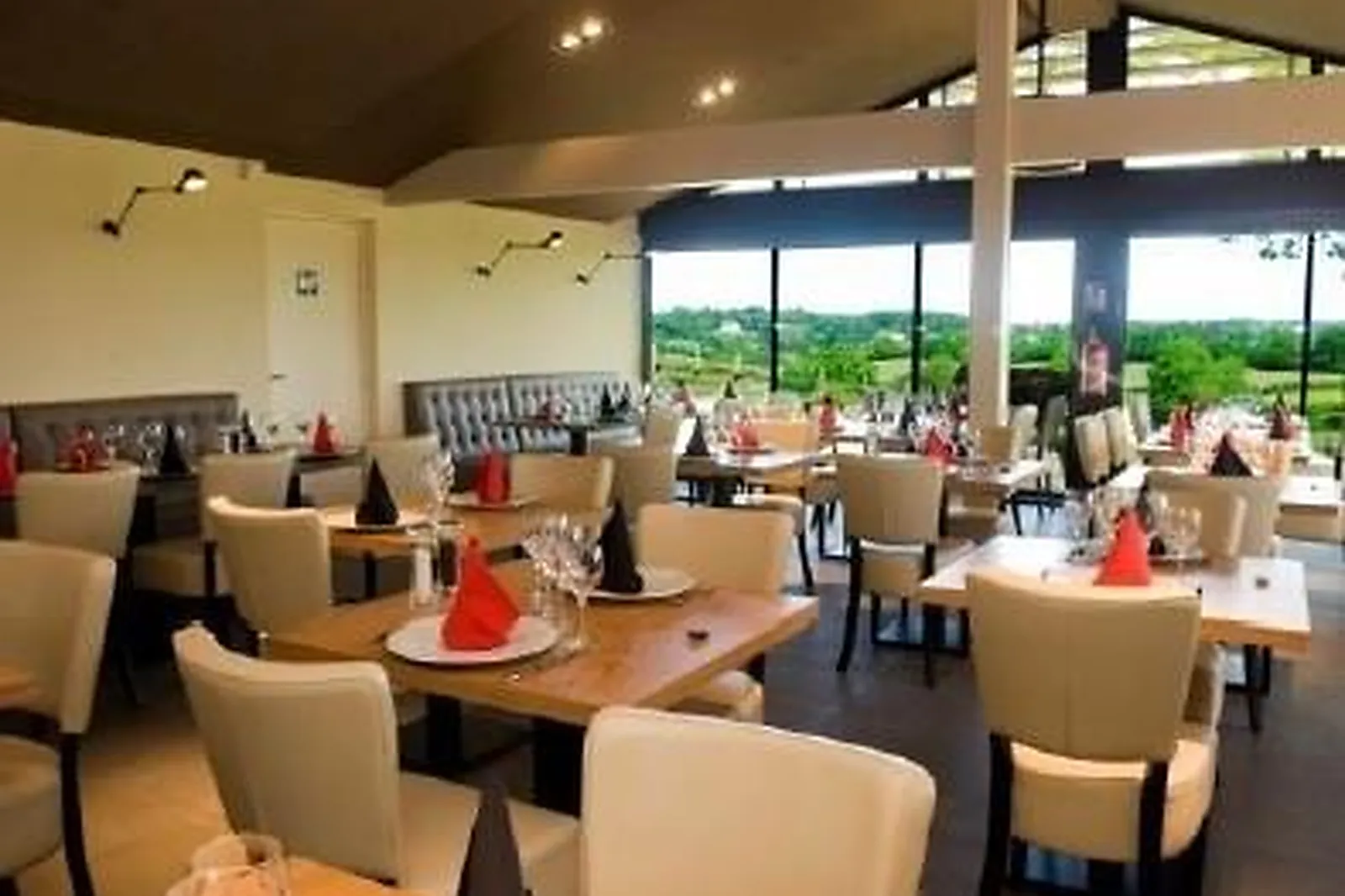 Lieux événementiels, MAISON DU CHAROLAIS