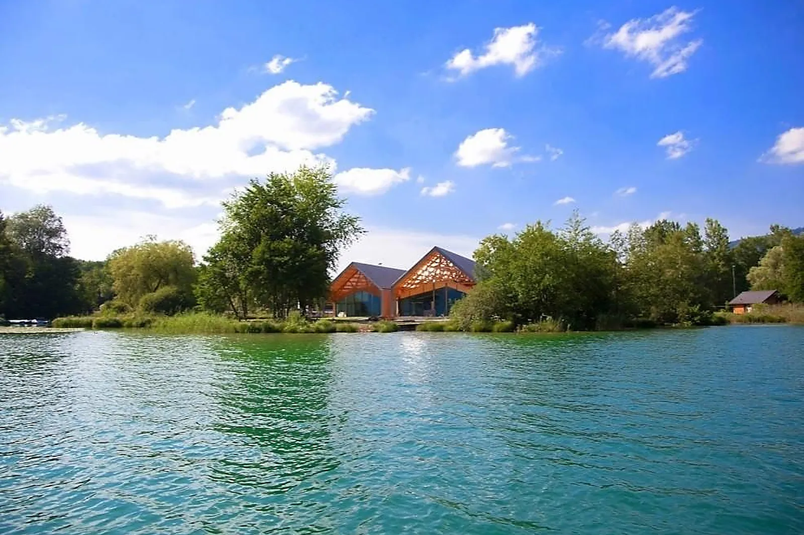 Lieux événementiels, MAISON DU LAC