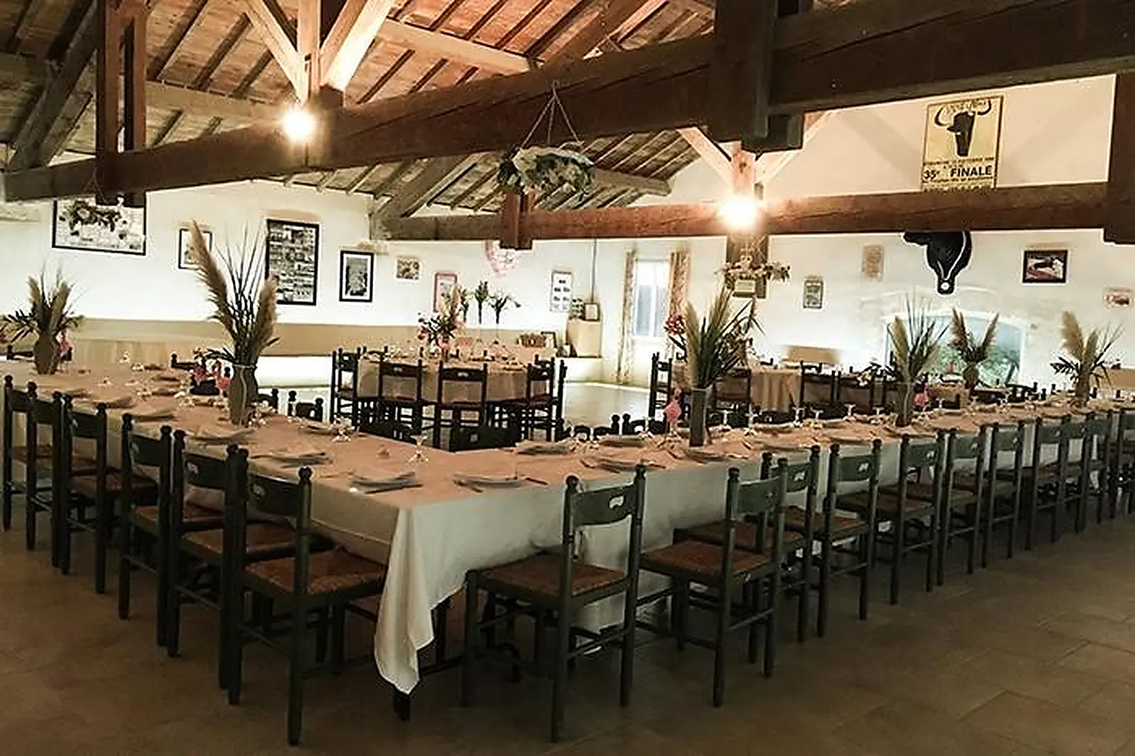 Lieux événementiels, MANADE BLANC