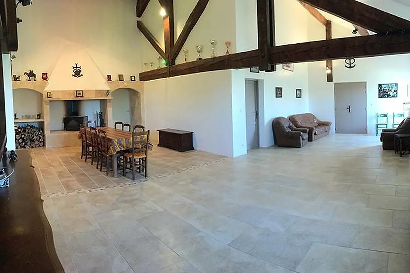 Lieux événementiels, MANADE BLANC