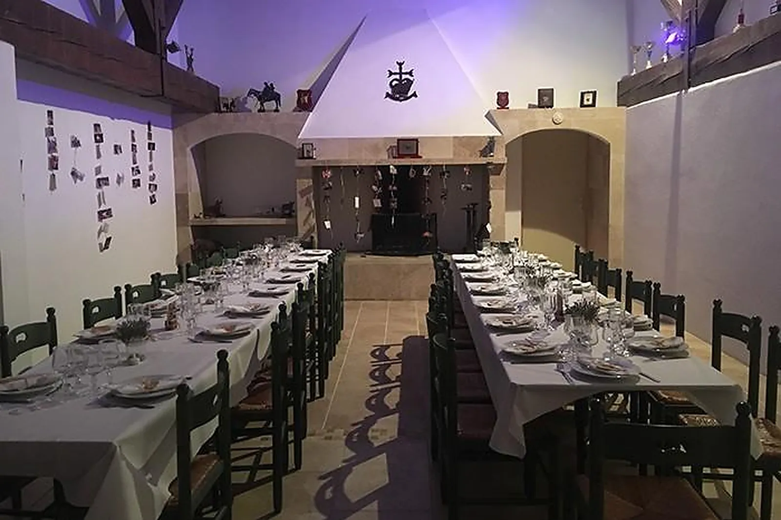 Lieux événementiels, MANADE BLANC