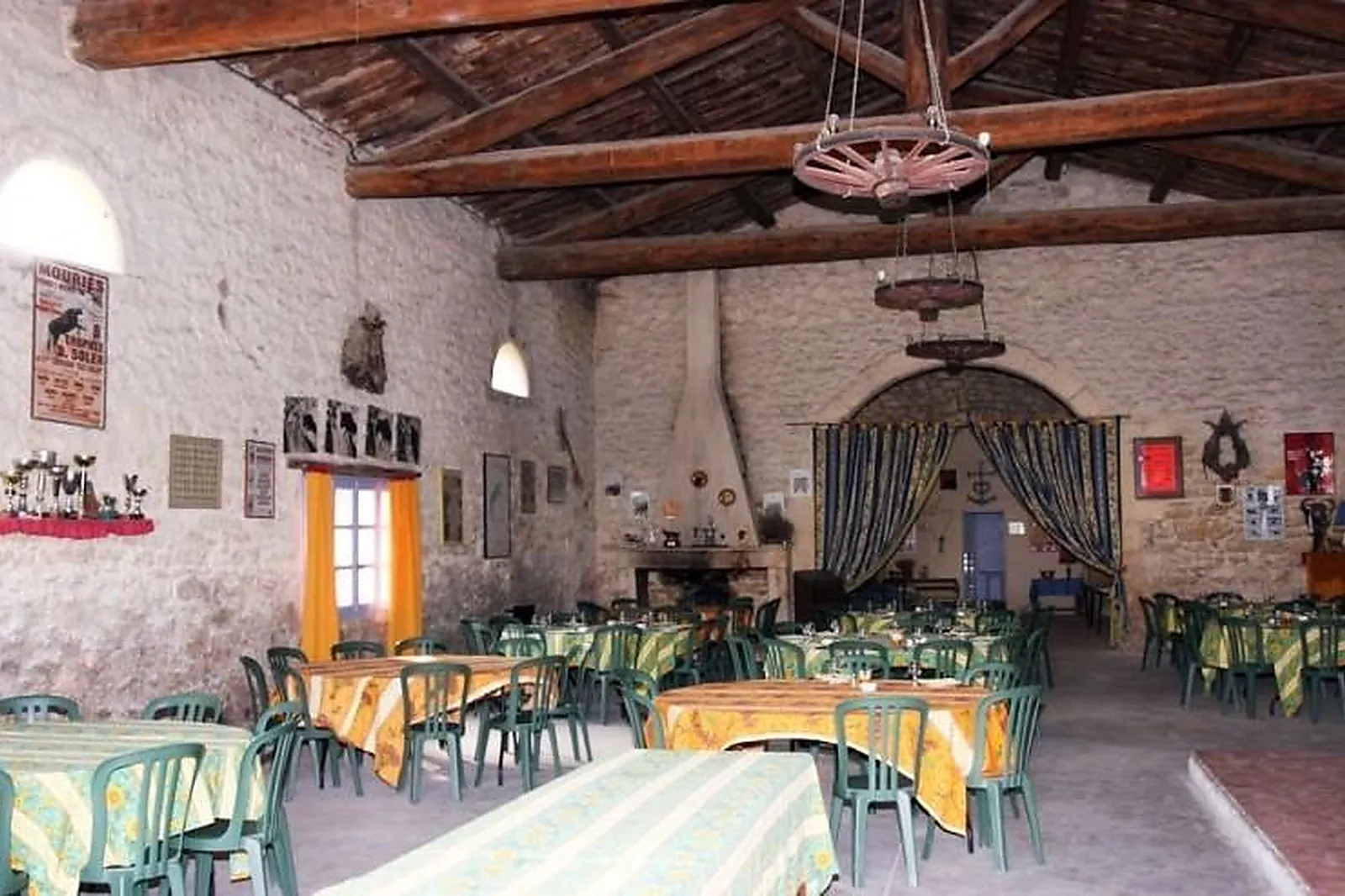 Lieux événementiels, MANADE CAVALLINI