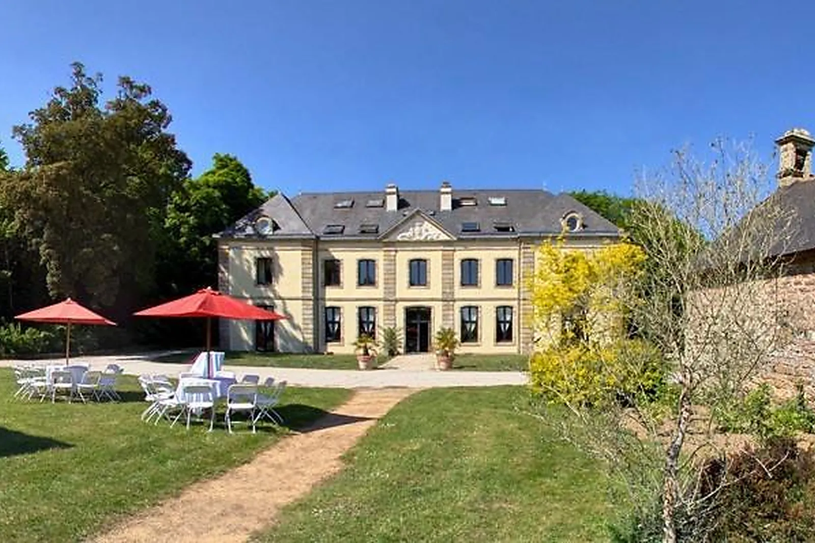Lieux événementiels, MANOIR HÔTEL DES INDES