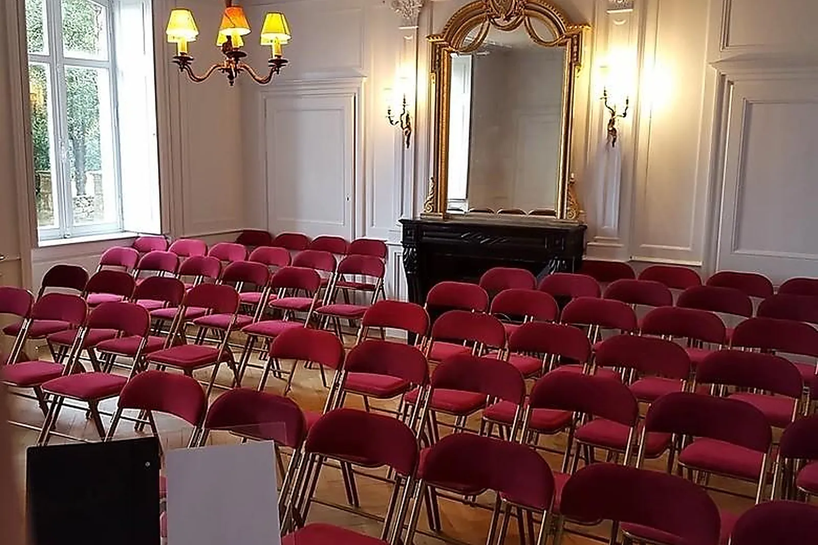 Lieux événementiels, MANOIR DE KEROUZIEN