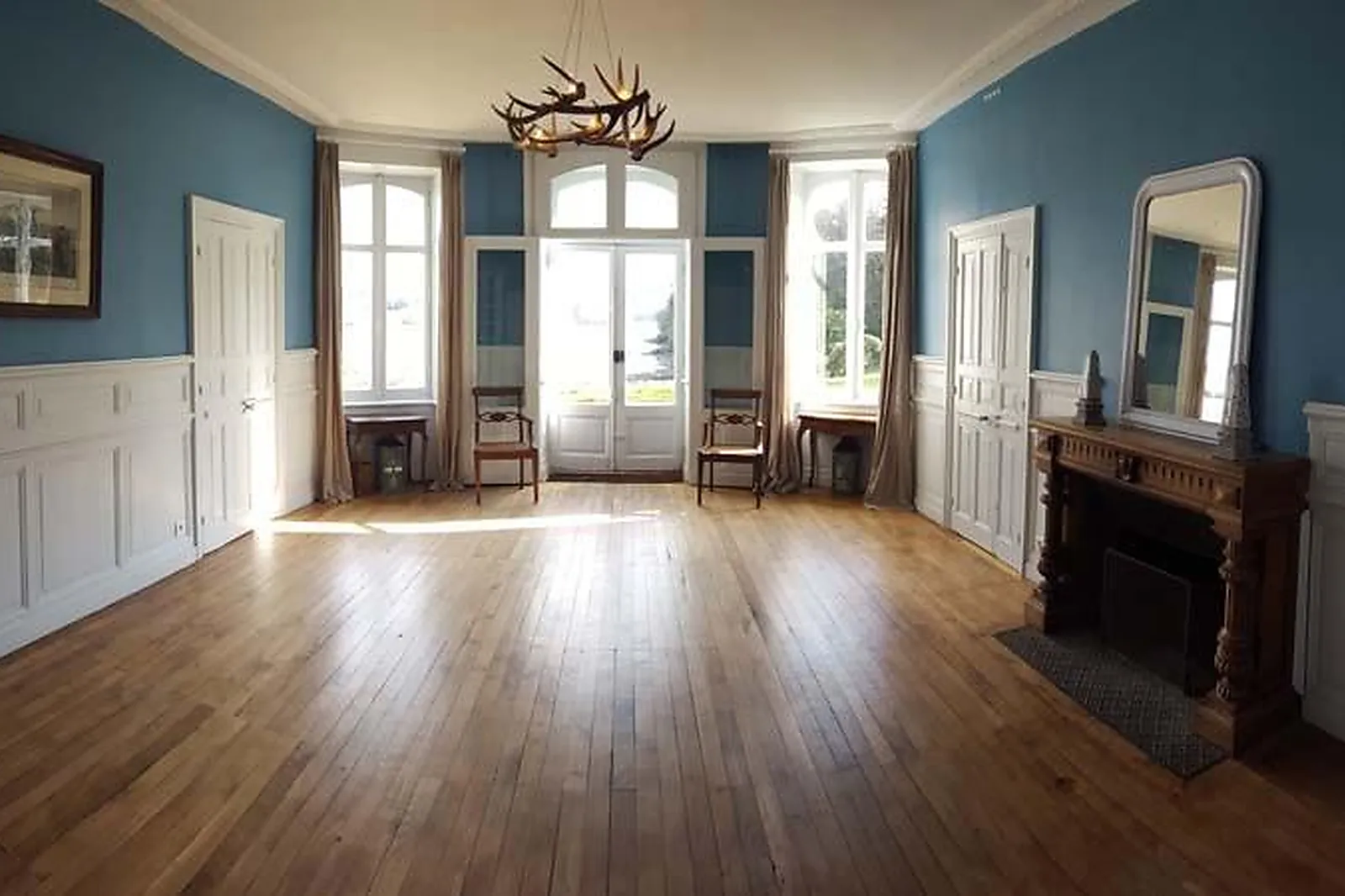 Lieux événementiels, MANOIR DE KEROUZIEN