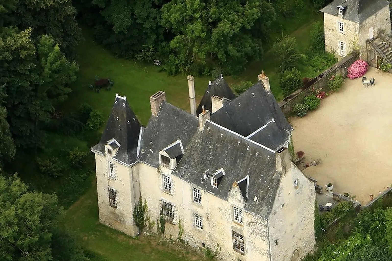 Lieux événementiels, MANOIR DE ROUESSE