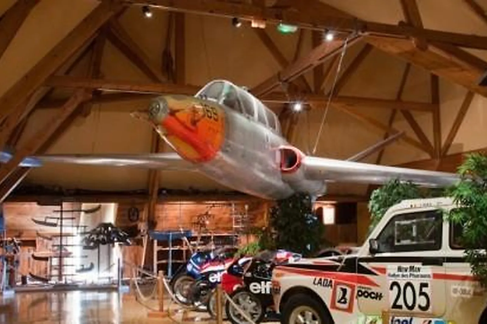 Lieux événementiels, MANOIR DE L'AUTOMOBILE