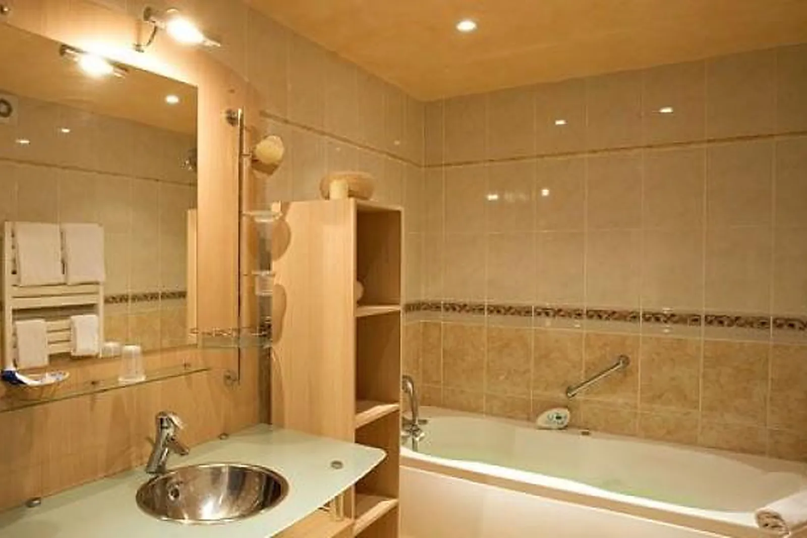 Lieux événementiels, MANOIR DES MONTAGNES