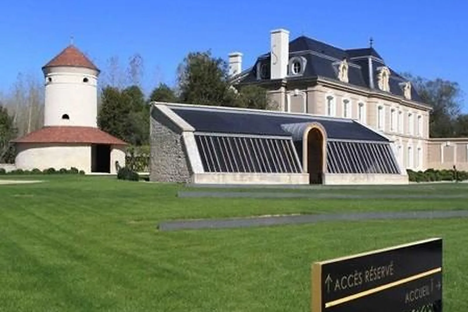 Lieux événementiels, MANOIR DU CHAMPAGNE DEVAUX