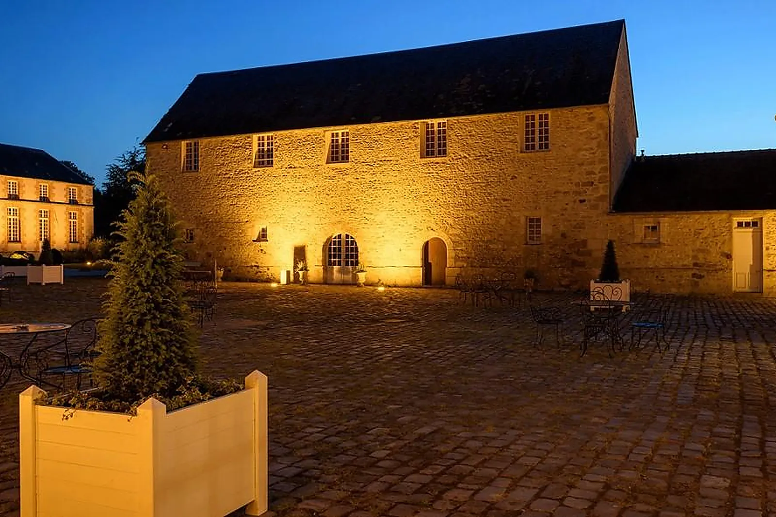 Lieux événementiels, MANOIR DU TRONCHET