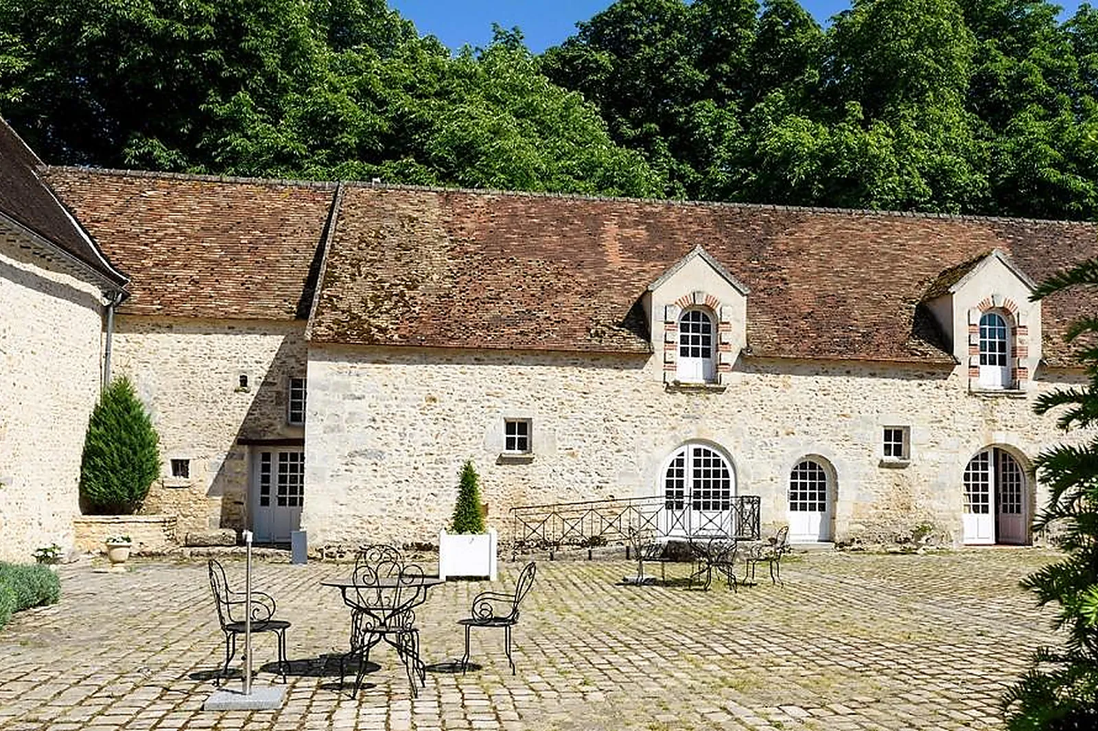 Lieux événementiels, MANOIR DU TRONCHET