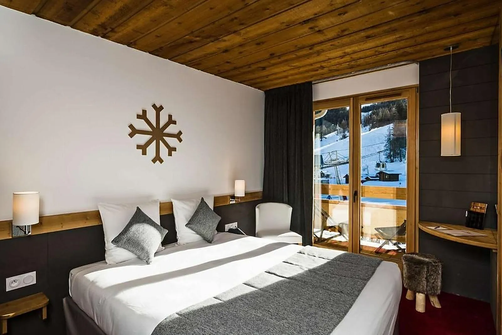 Lieux événementiels, MARMOTEL PRA LOUP