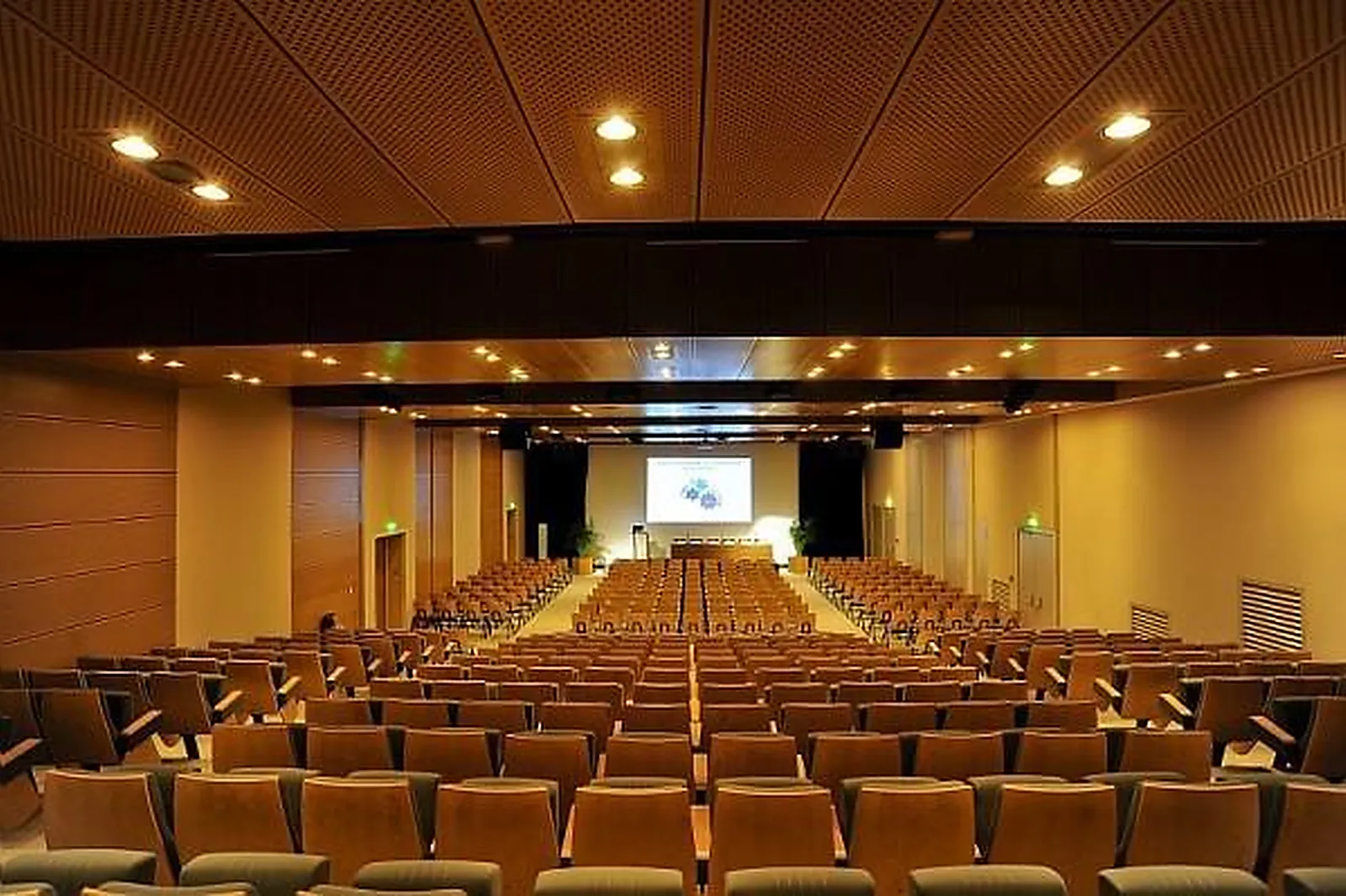 Lieux événementiels, MARSEILLE CHANOT - PALAIS DES CONGRÈS ET DES EXPOSITIONS