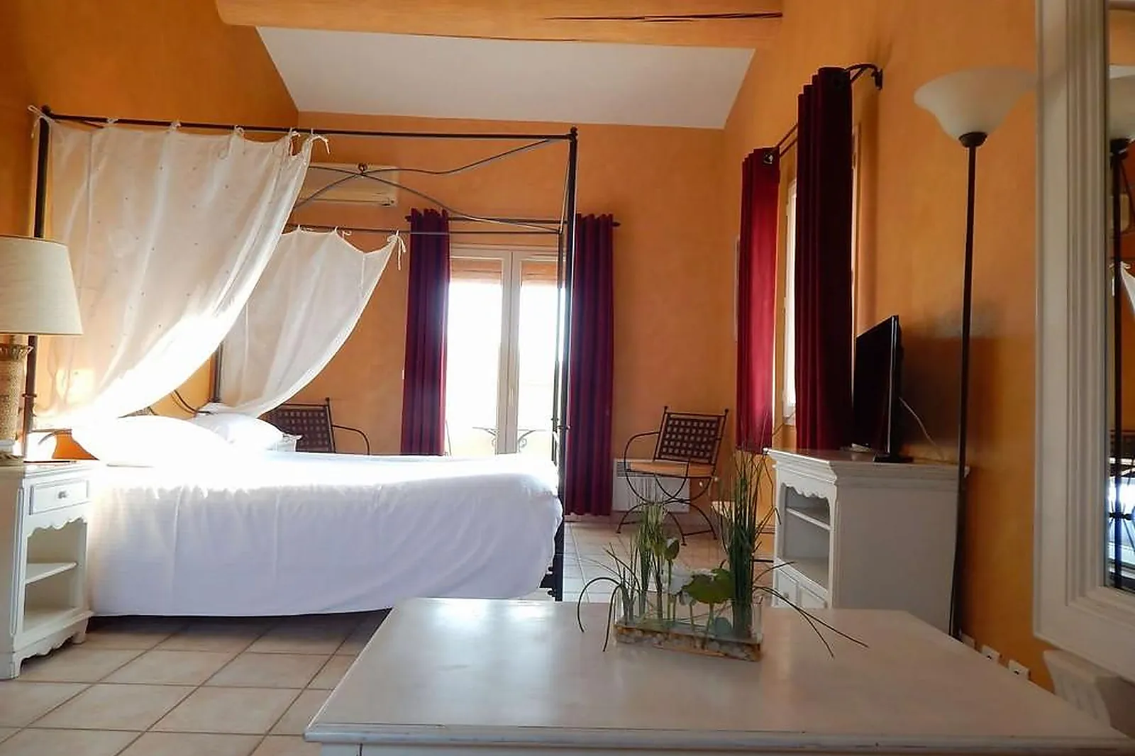 Lieux événementiels, MAS DE LA SÉNANCOLE