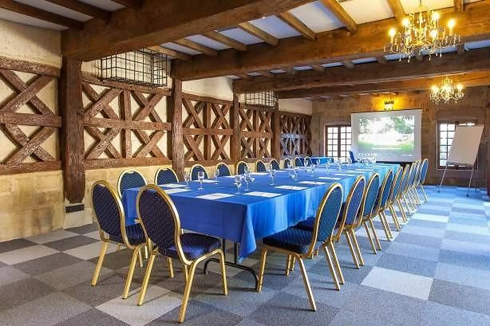 Lieux événementiels, MAS D'ENTREMONT