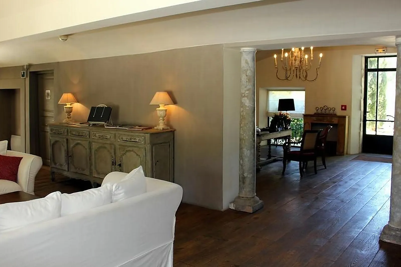 Lieux événementiels, MAS DE CHASTELAS