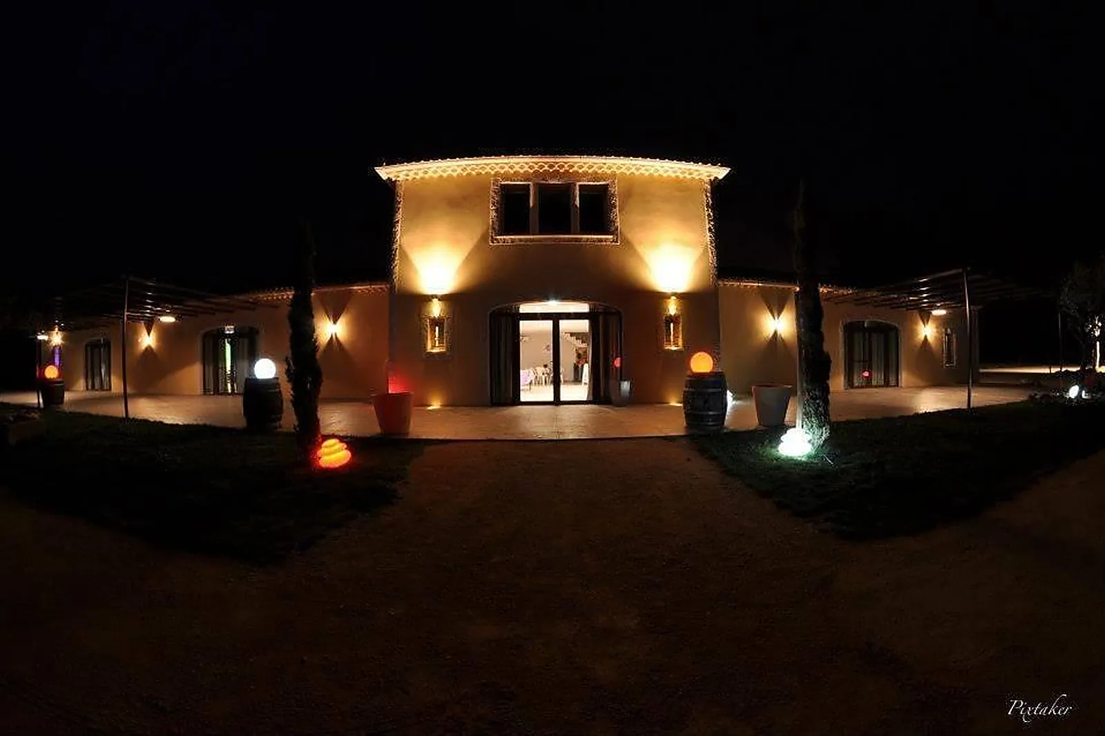 Lieux événementiels, MAS DE JONQUEROLLES