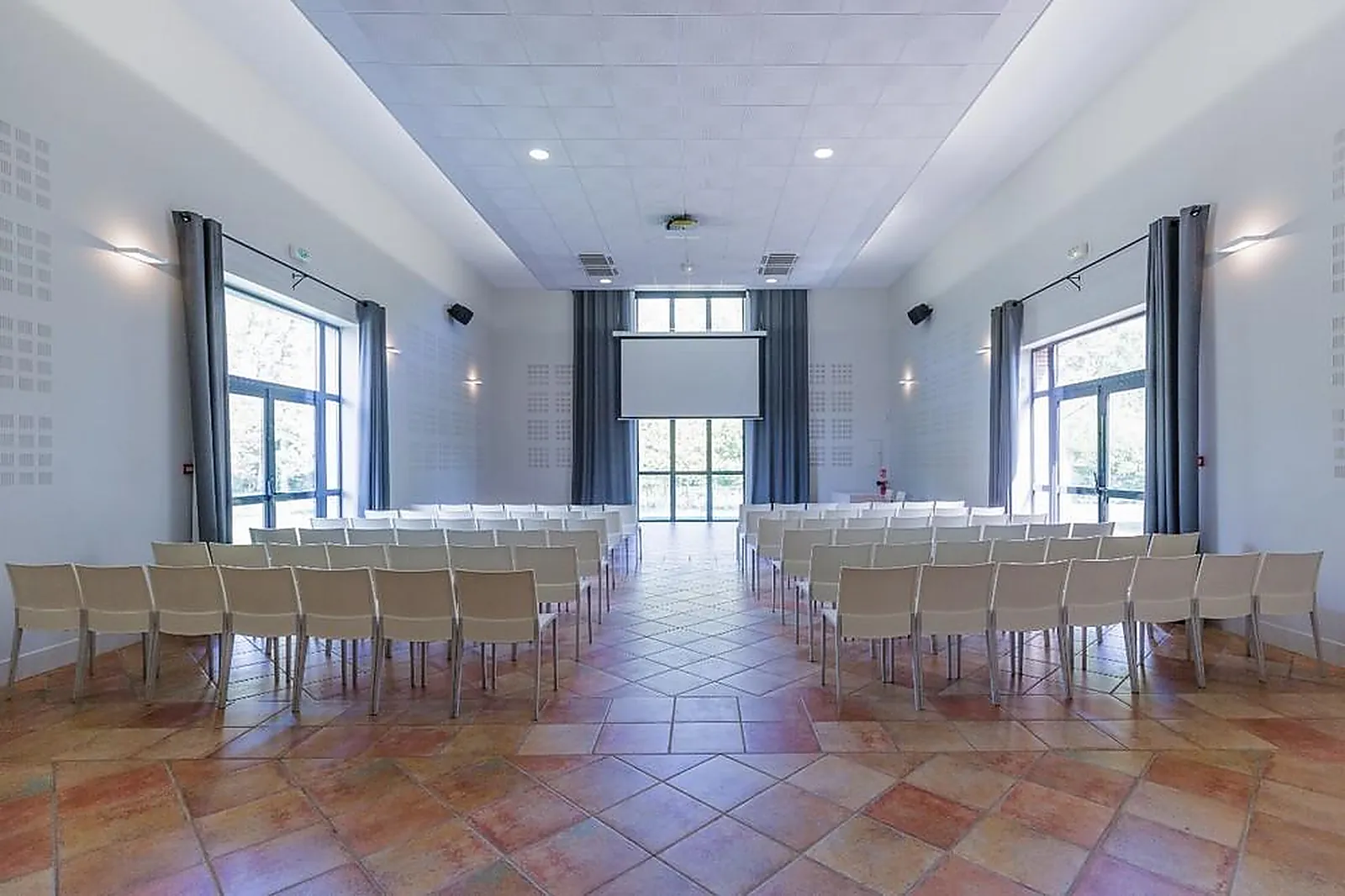 Lieux événementiels, MAS DES CANELLES