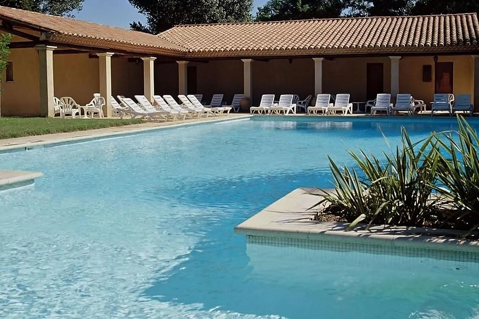 Lieux événementiels, MAS DES SABLES