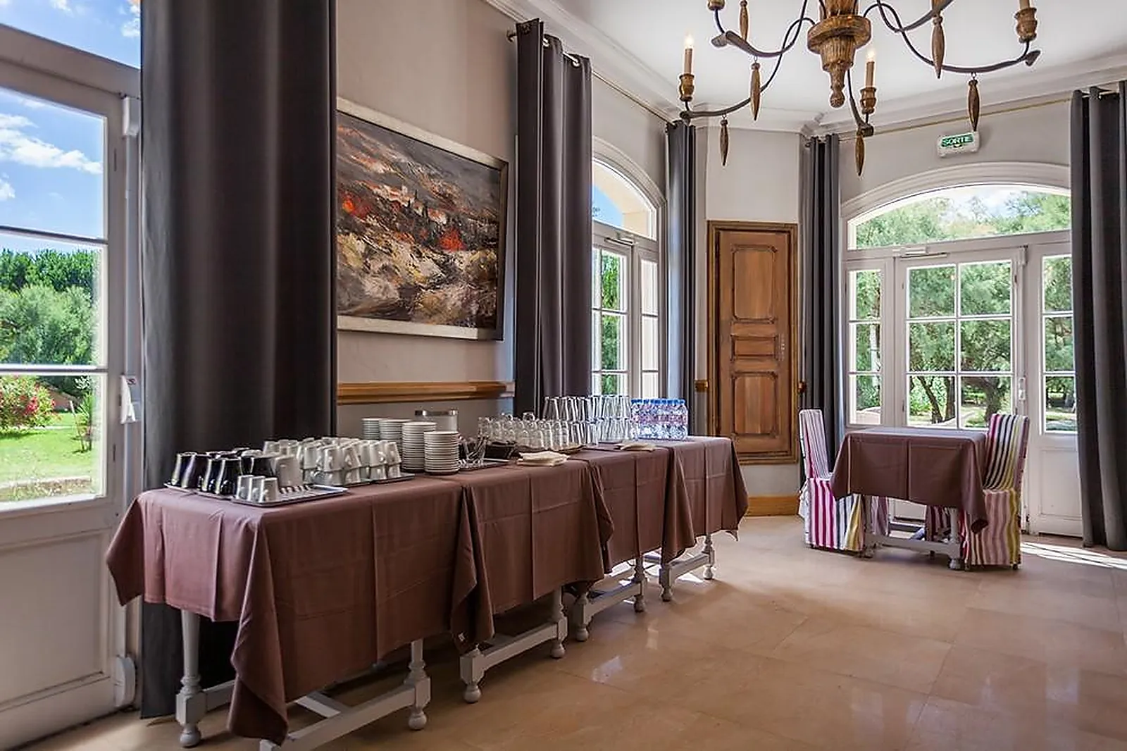 Lieux événementiels, MAS DES SABLES