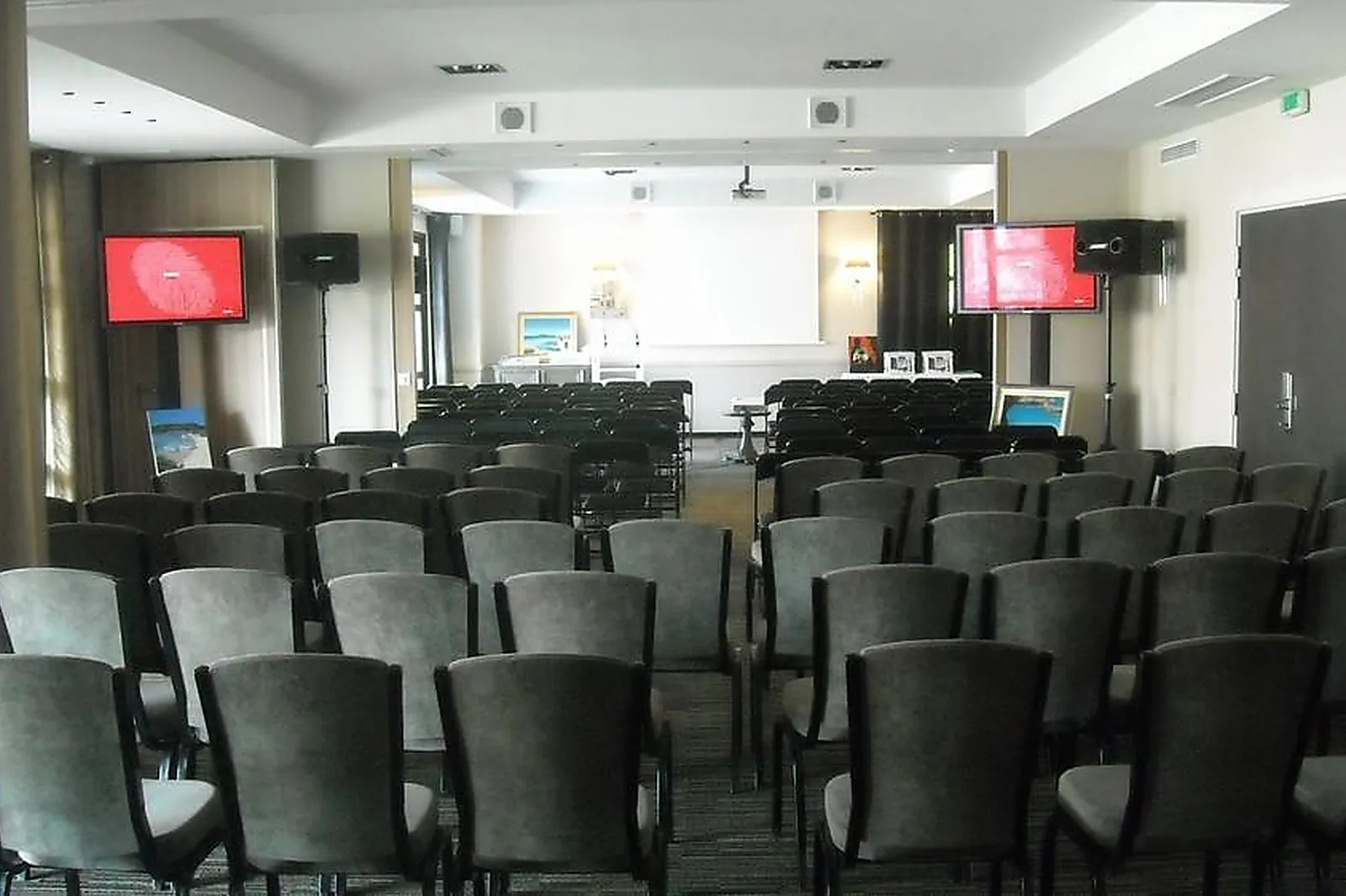 Lieux événementiels, MAS DU GRAND VALLON