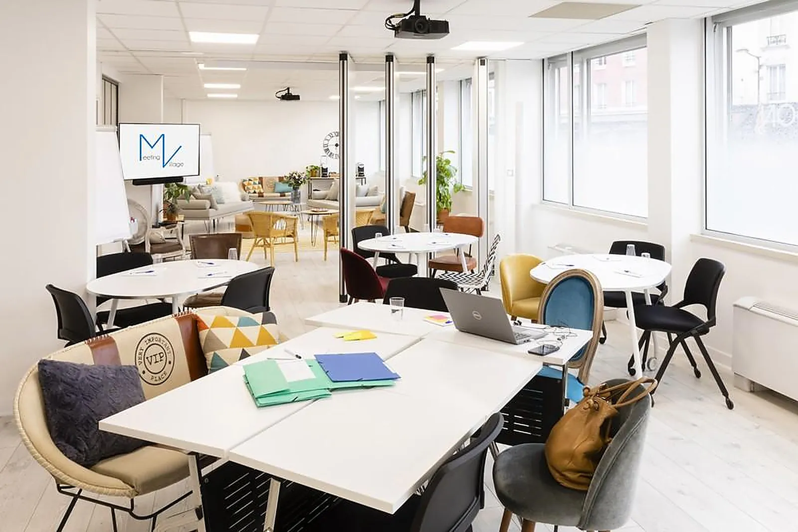 Lieux événementiels, MEETING VILLAGES