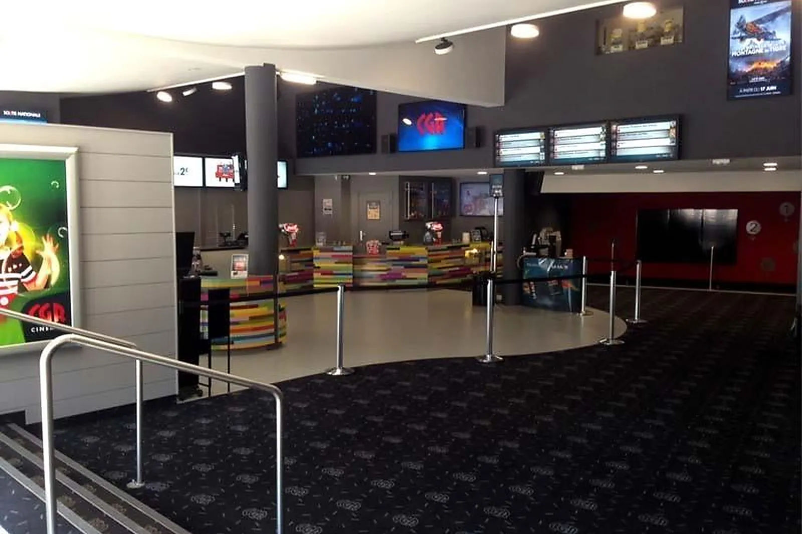 Lieux événementiels, MÉGA CGR ANGOULÊME