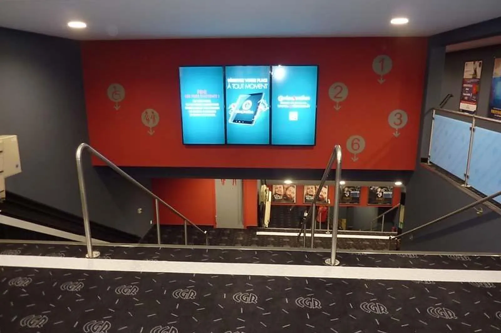 Lieux événementiels, MÉGA CGR ANGOULÊME