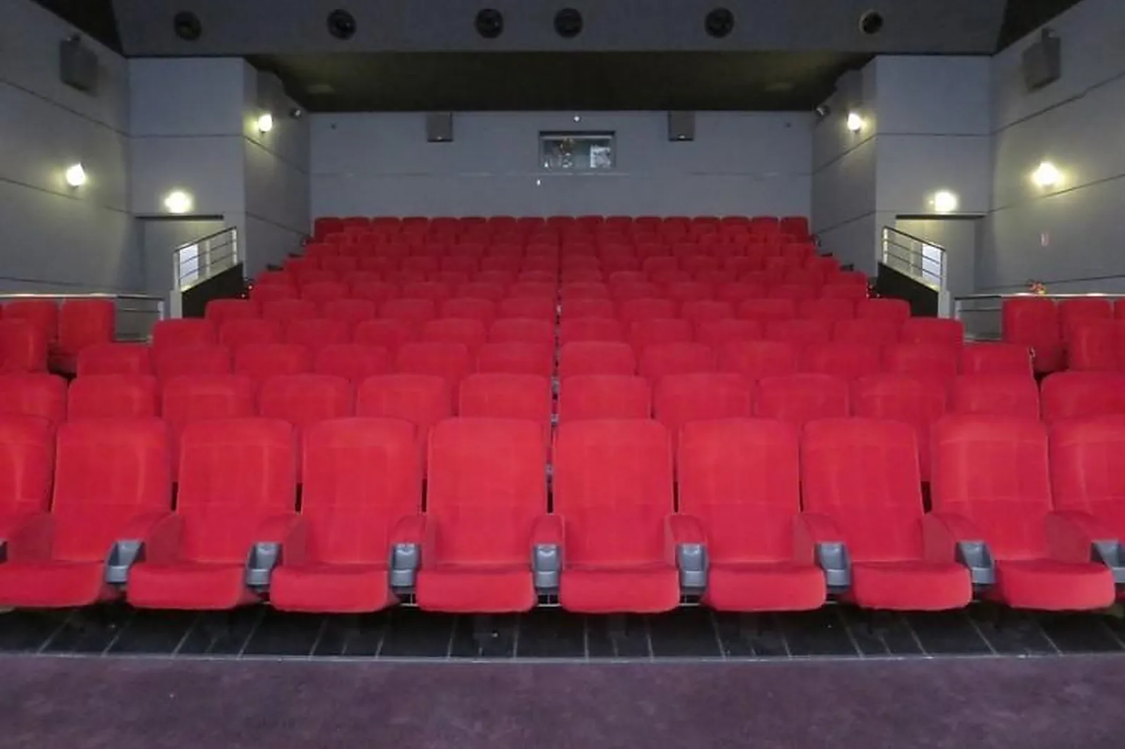 Lieux événementiels, MÉGA CGR - CHALONS EN CHAMPAGNE