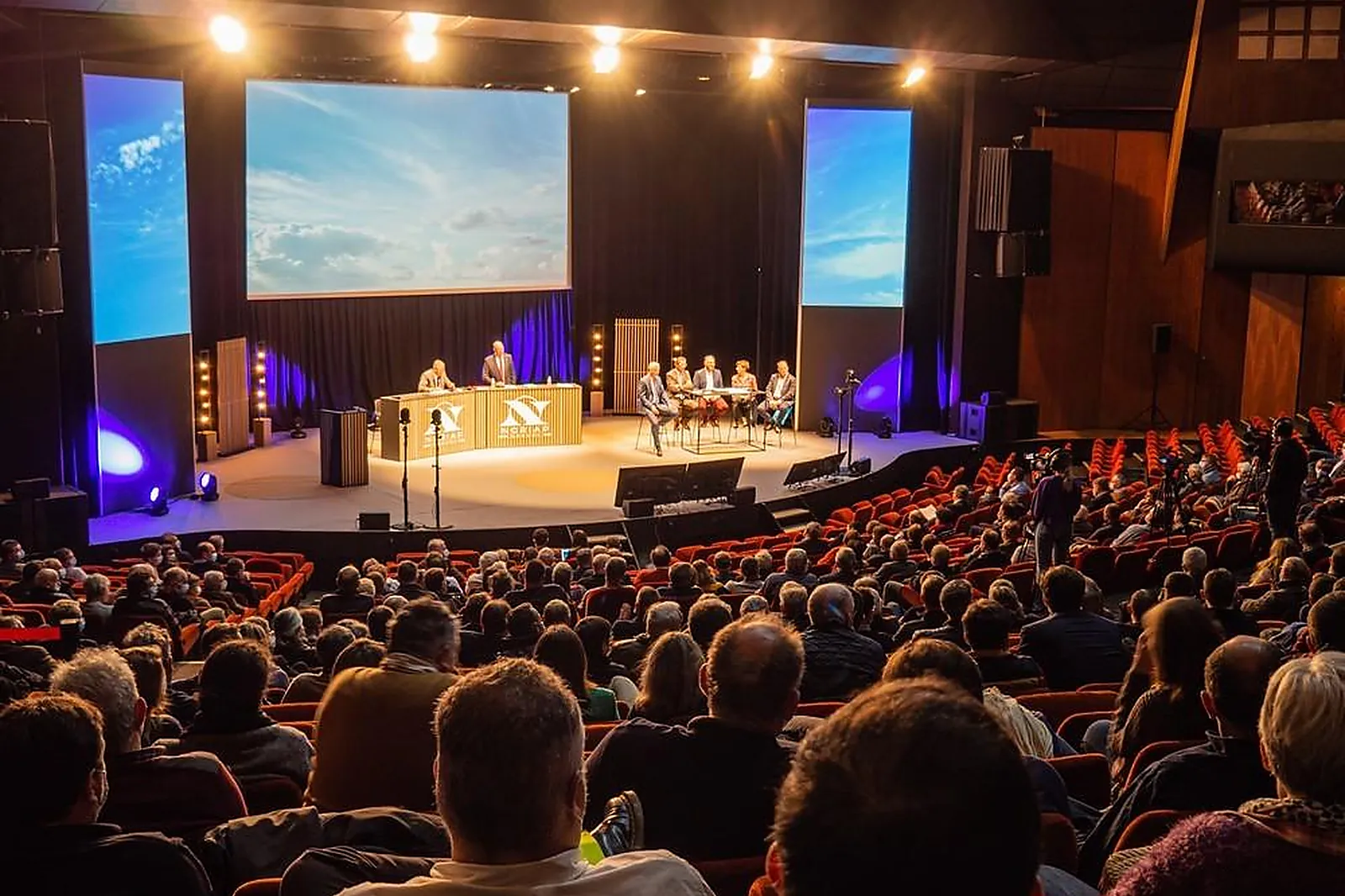 Lieux événementiels, MEGACITE