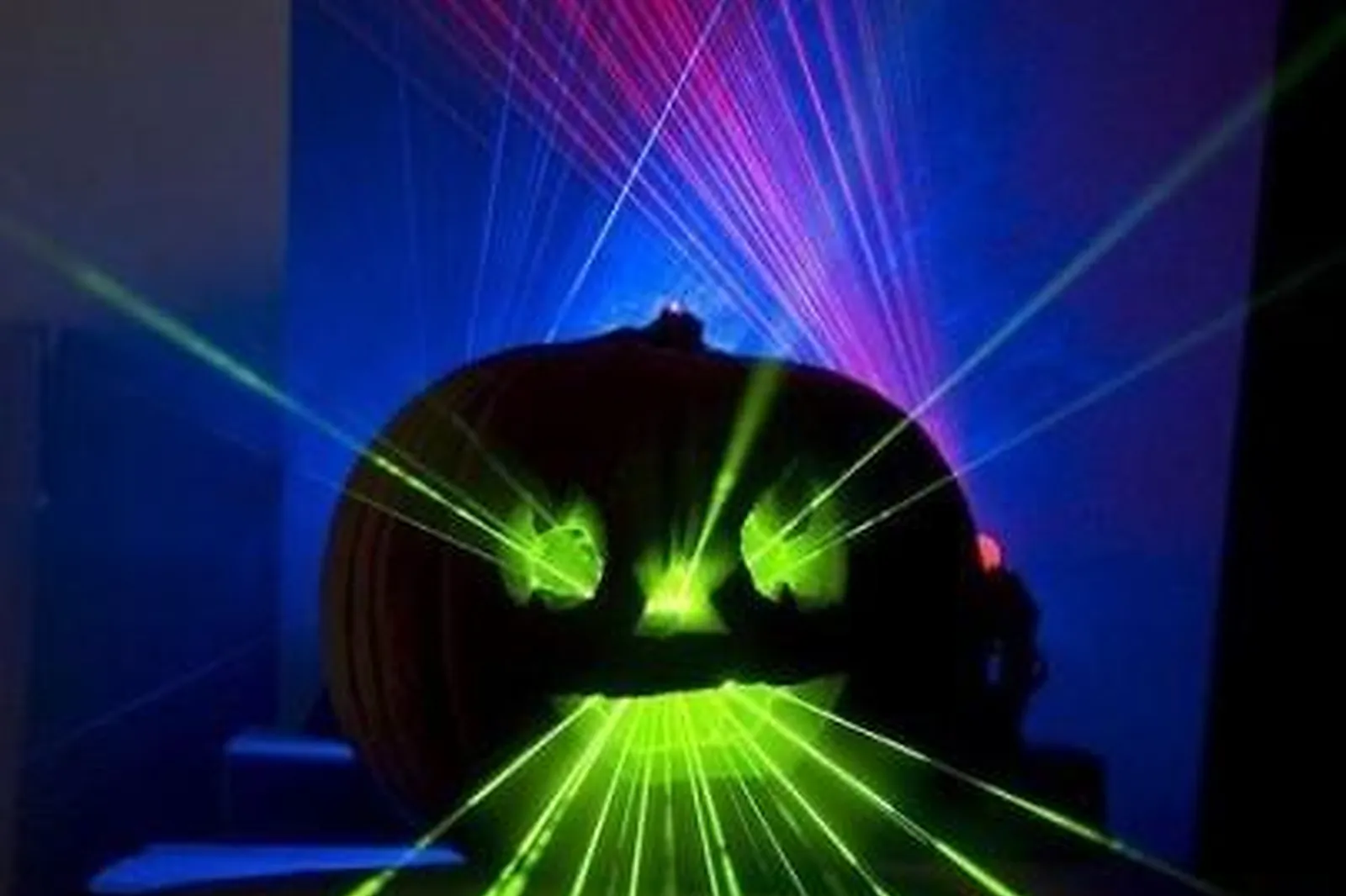 Lieux événementiels, MEGAZONE LASER GAMES - PURE MISSION