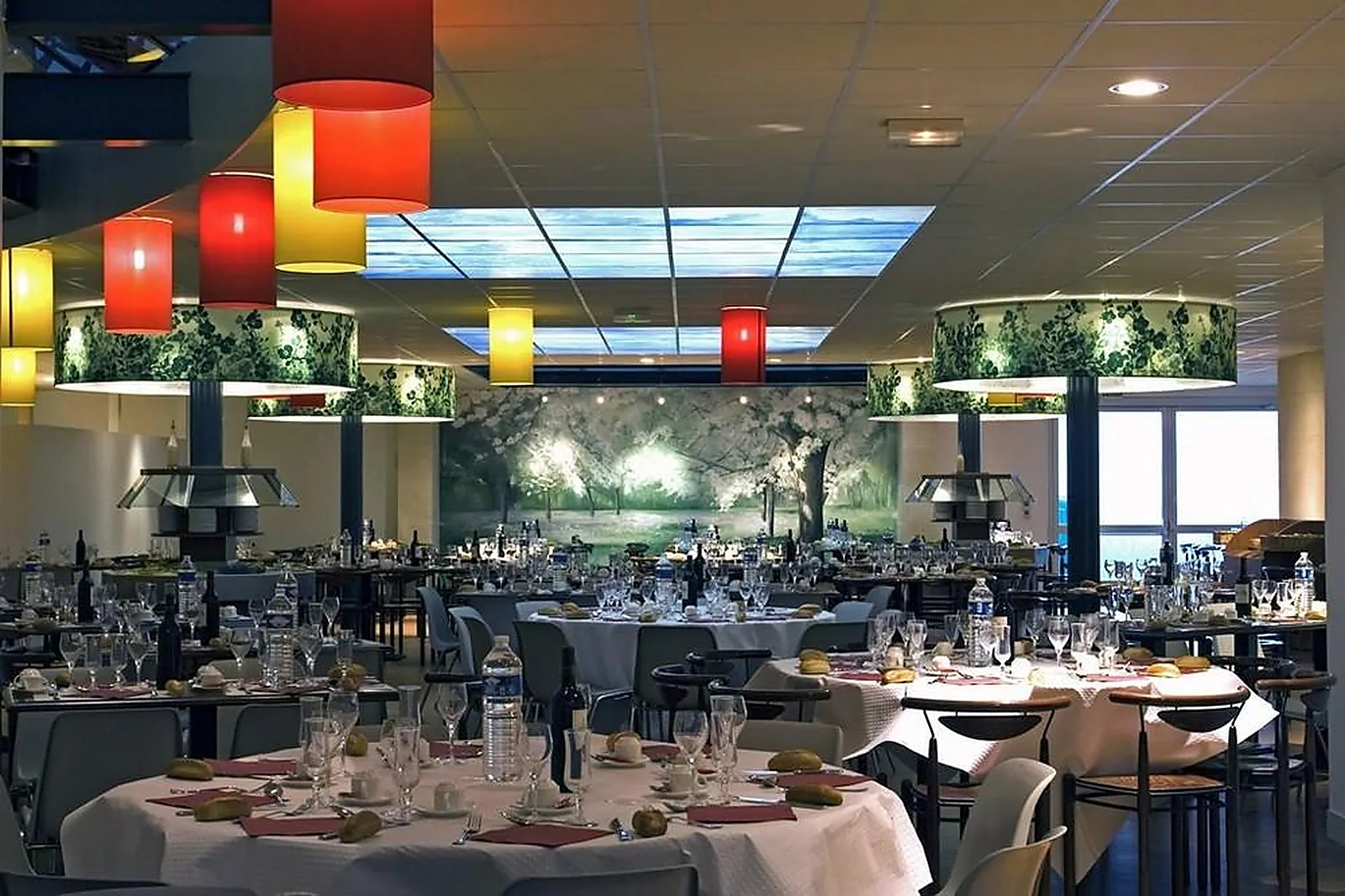 Lieux événementiels, MÉMORIAL DE CAEN