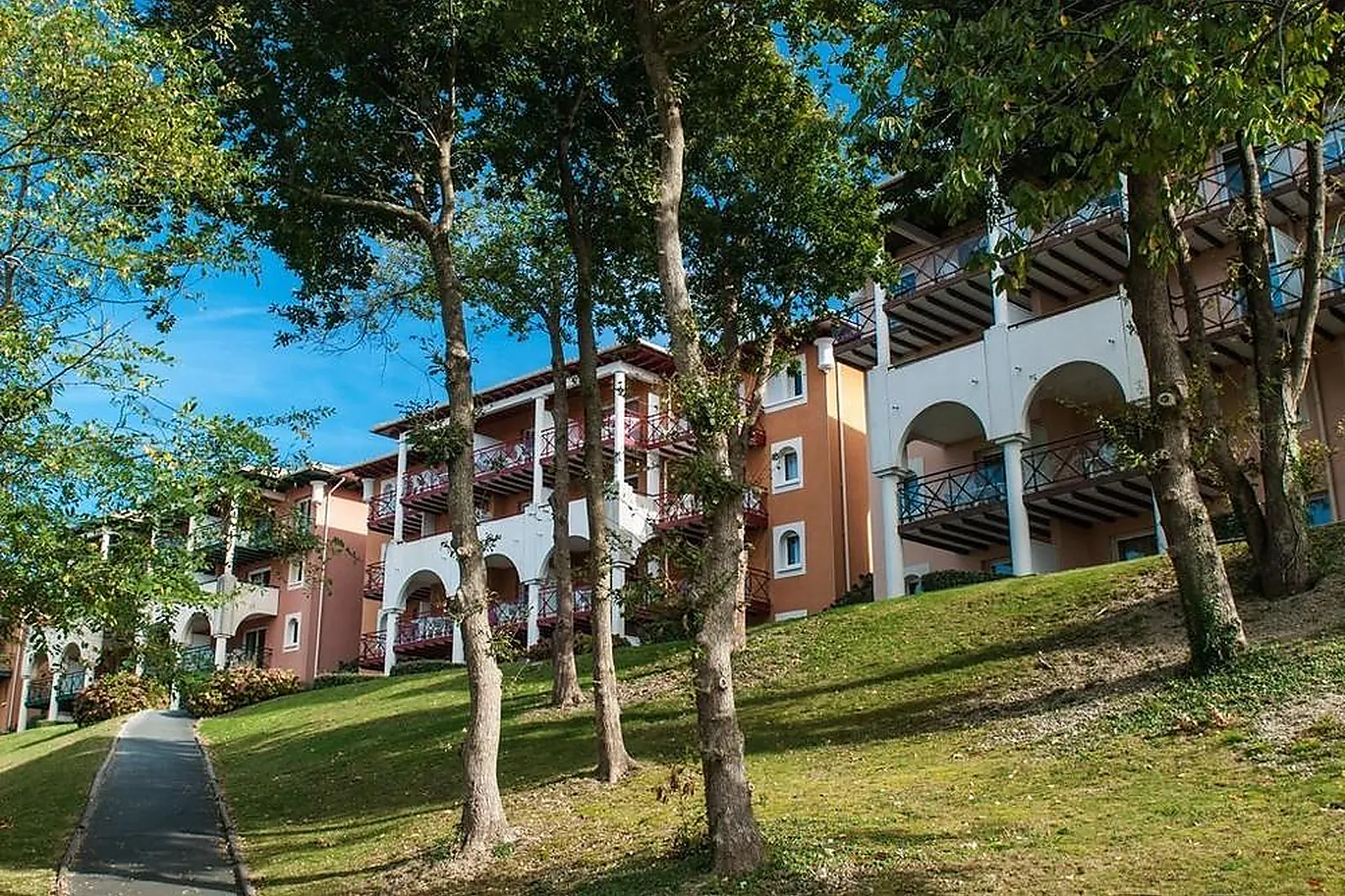 Lieux événementiels, MER ET GOLF SOKO EDER