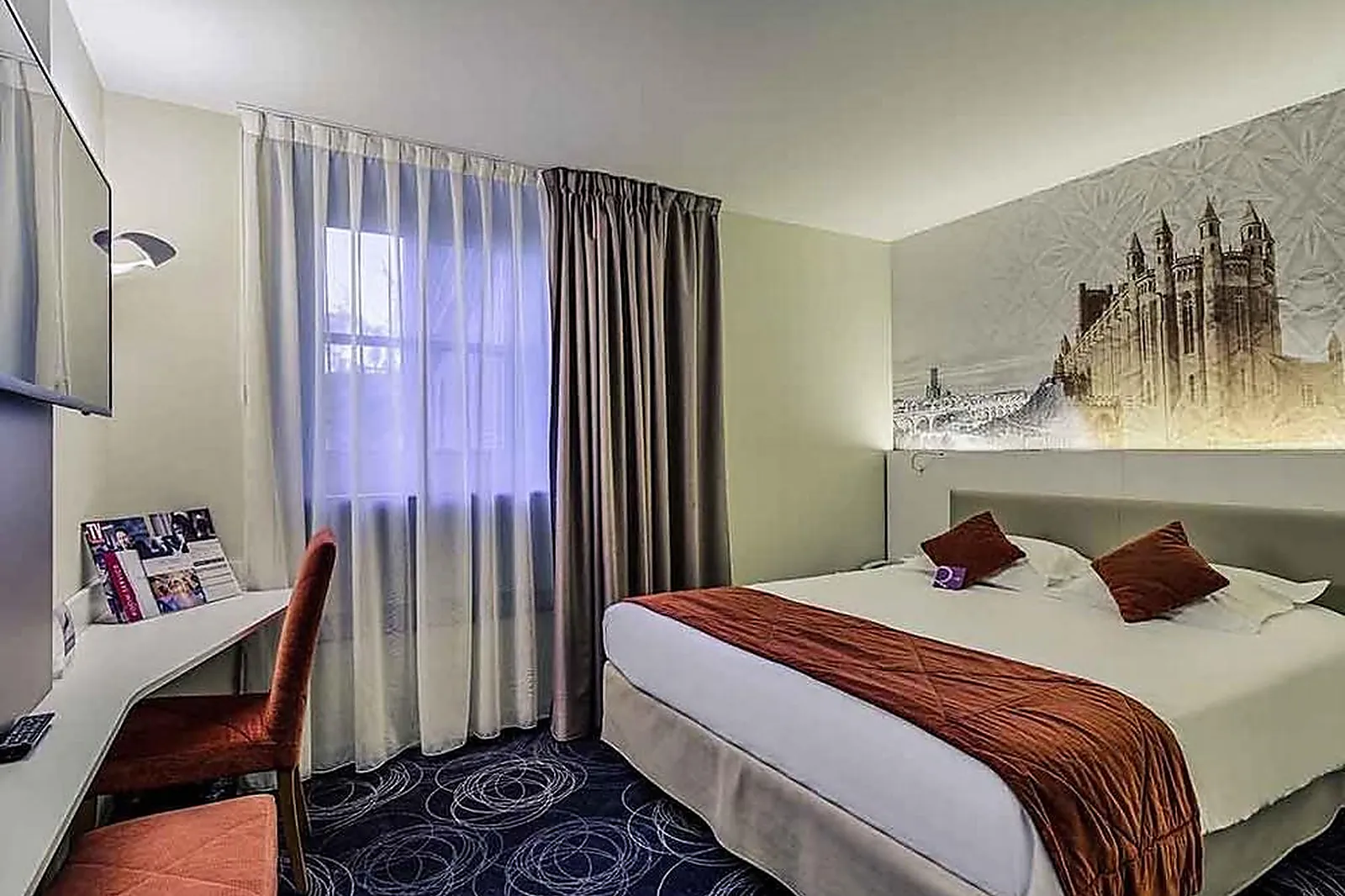 Lieux événementiels, MERCURE ALBI LES BASTIDES