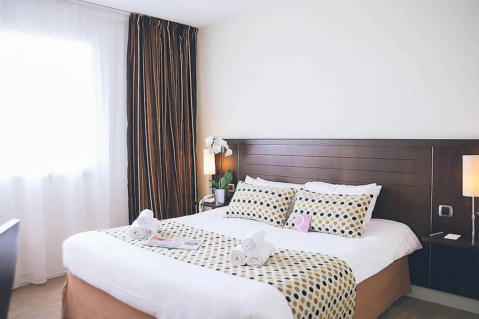 Lieux événementiels, MERCURE ANGERS LAC DE MAINE