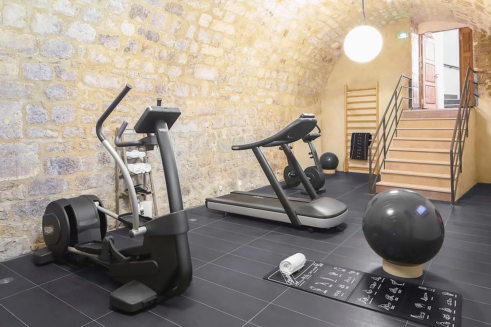 Lieux événementiels, MERCURE ANGOULEME HOTEL DE FRANCE