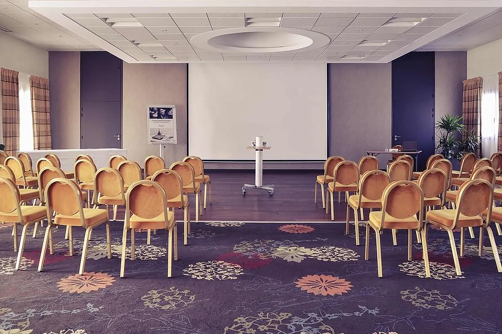 Lieux événementiels, MERCURE AUXERRE NORD