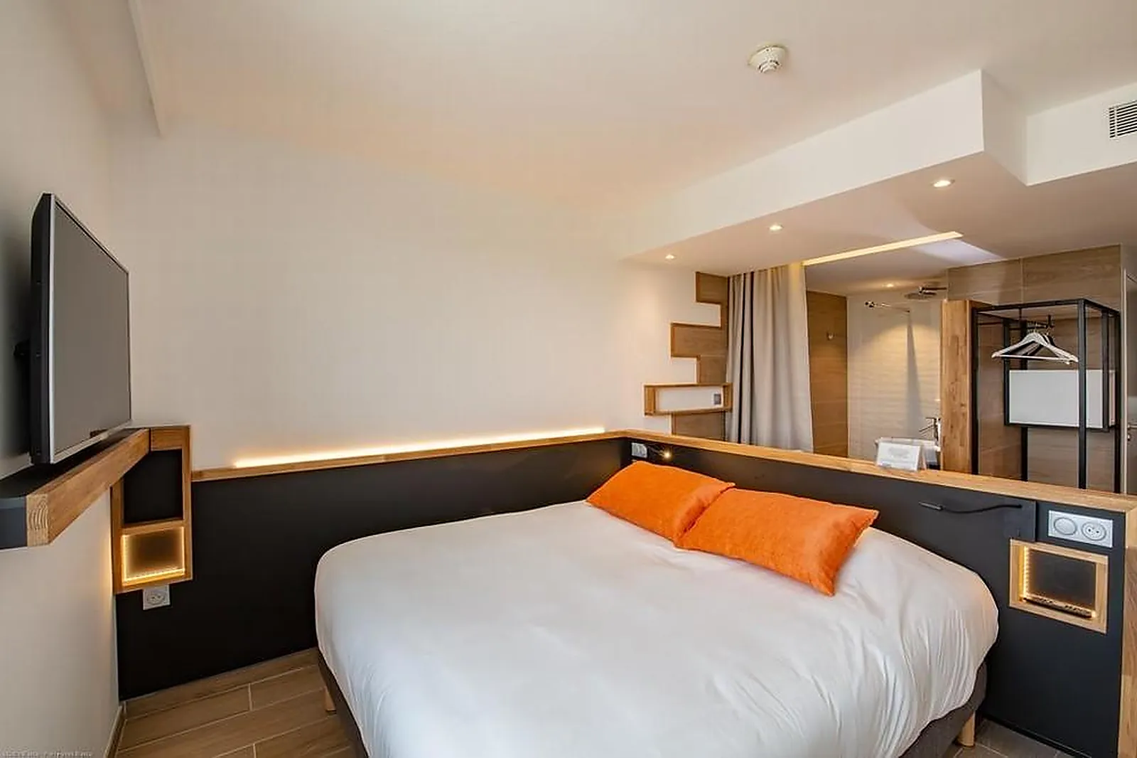 Lieux événementiels, MERCURE AVIGNON GARE TGV