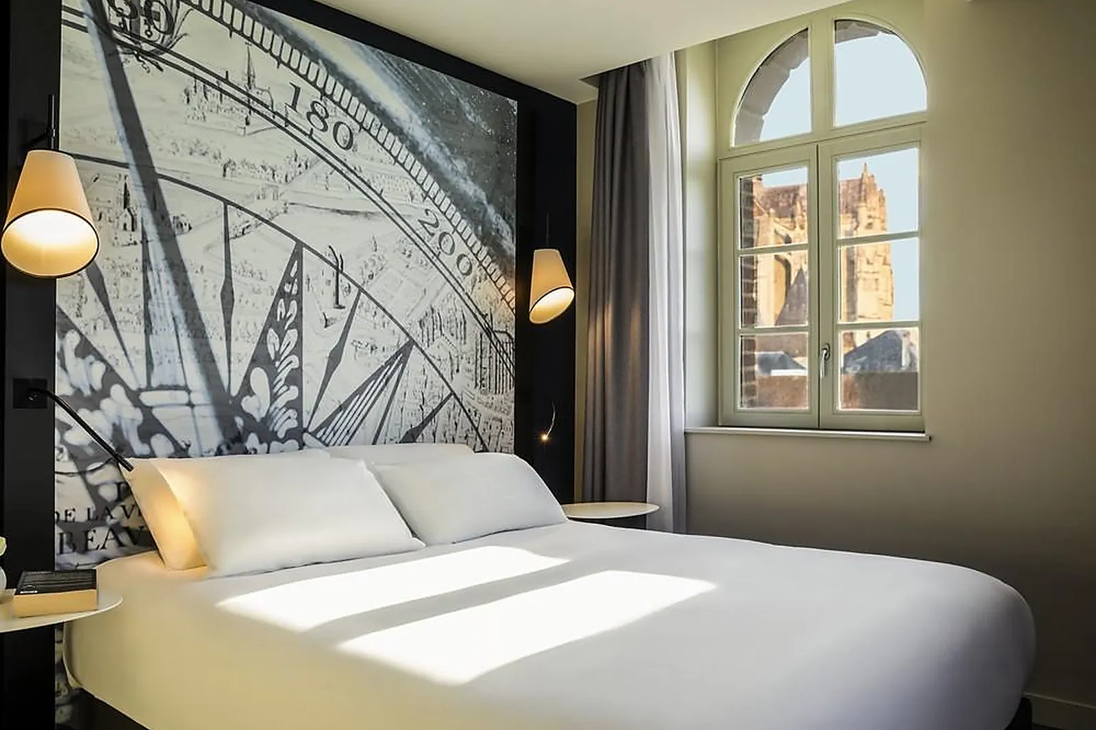 Lieux événementiels, MERCURE BEAUVAIS CENTRE CATHÉDRALE