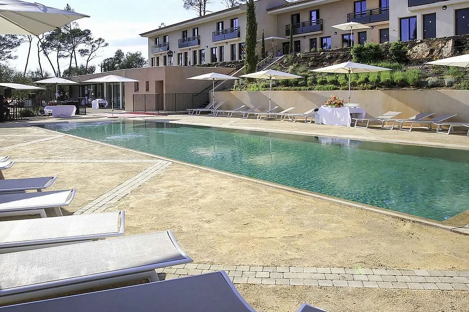 Lieux événementiels, MERCURE BRIGNOLES GOLF DE BARBAROUX