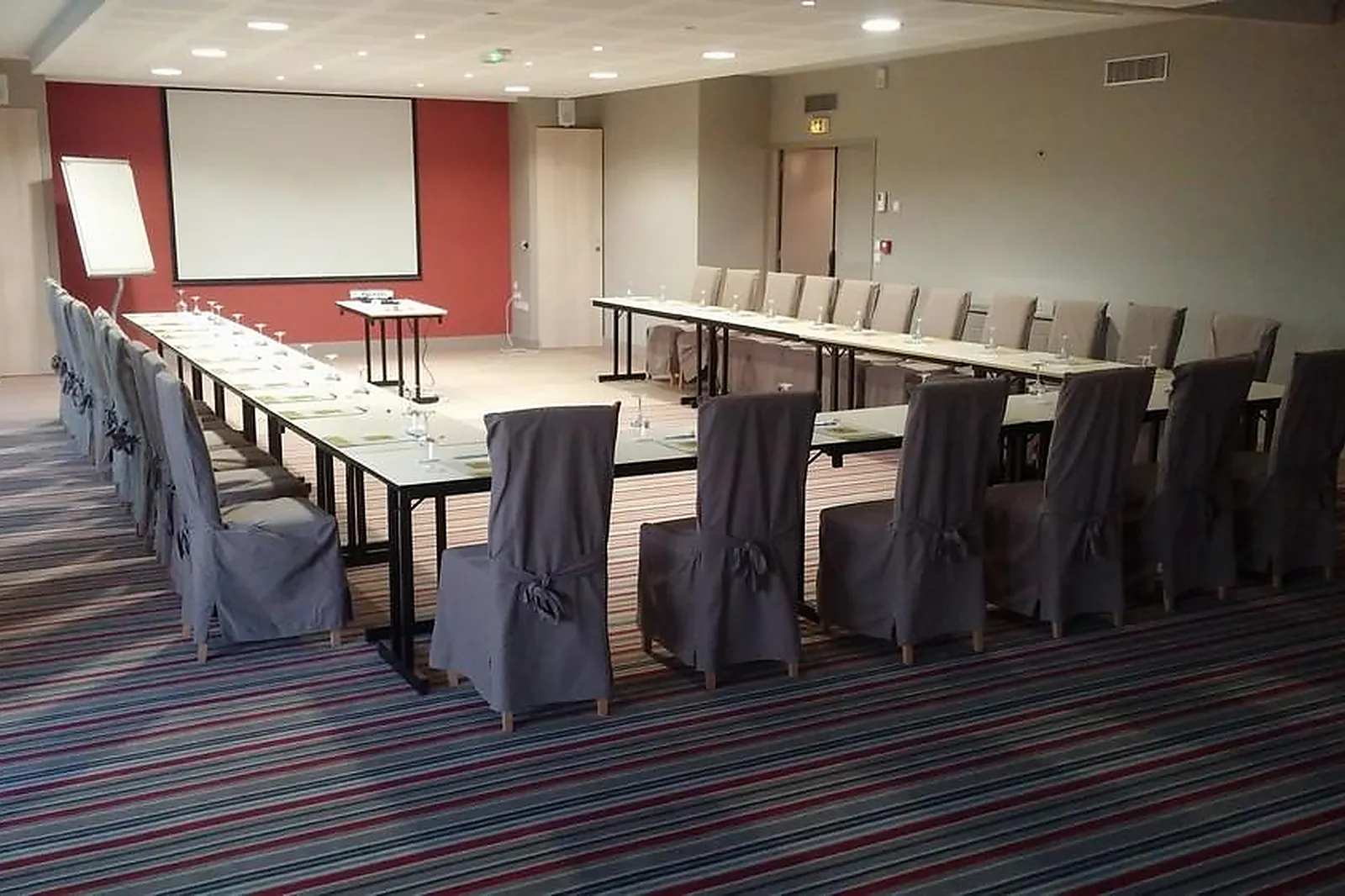 Lieux événementiels, MERCURE CASTRES L'OCCITAN