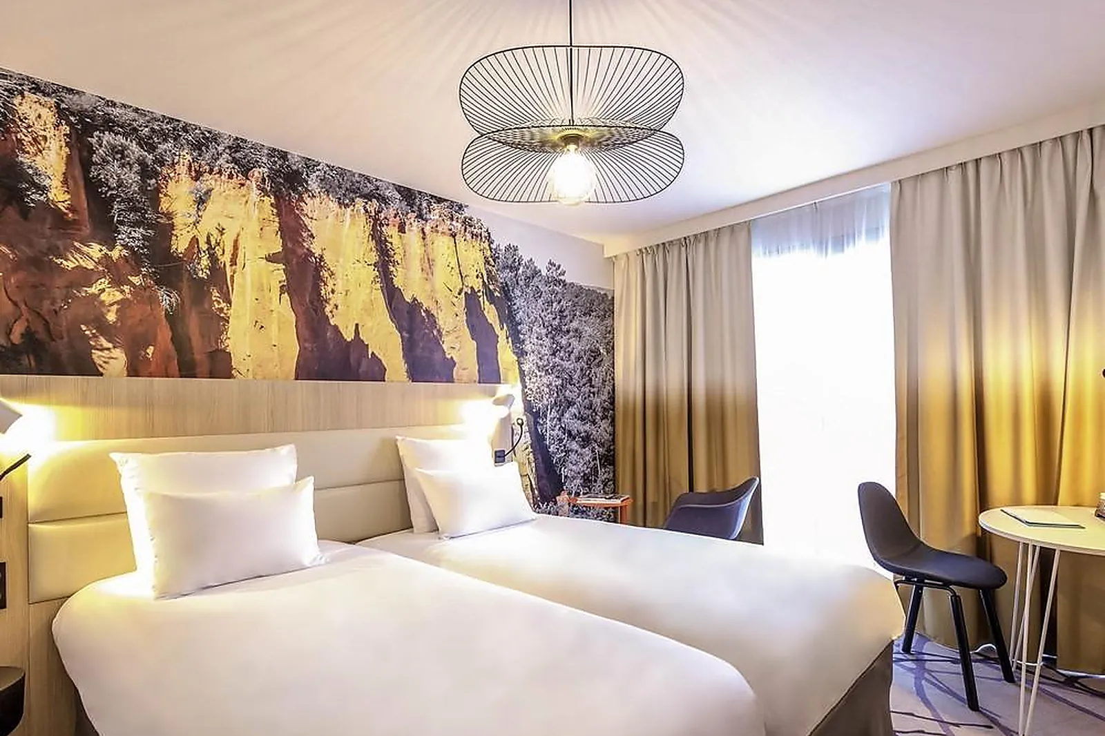 Lieux événementiels, MERCURE CAVAILLON