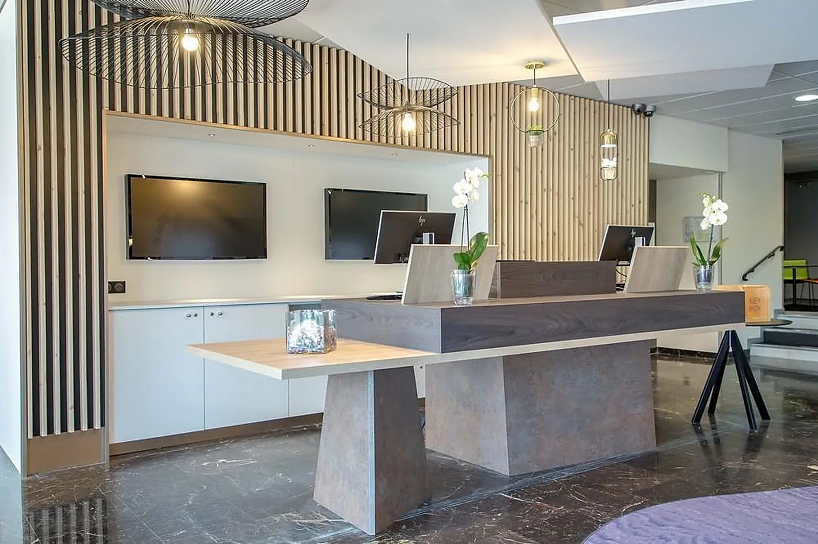 Lieux événementiels, MERCURE CAVAILLON