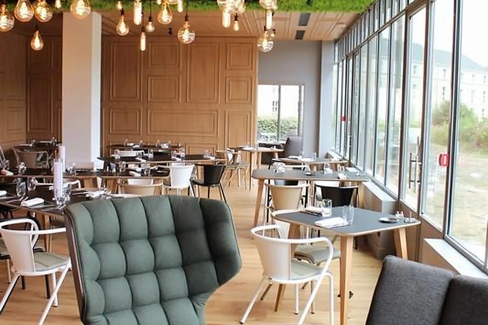 Lieux événementiels, MERCURE CHANTILLY