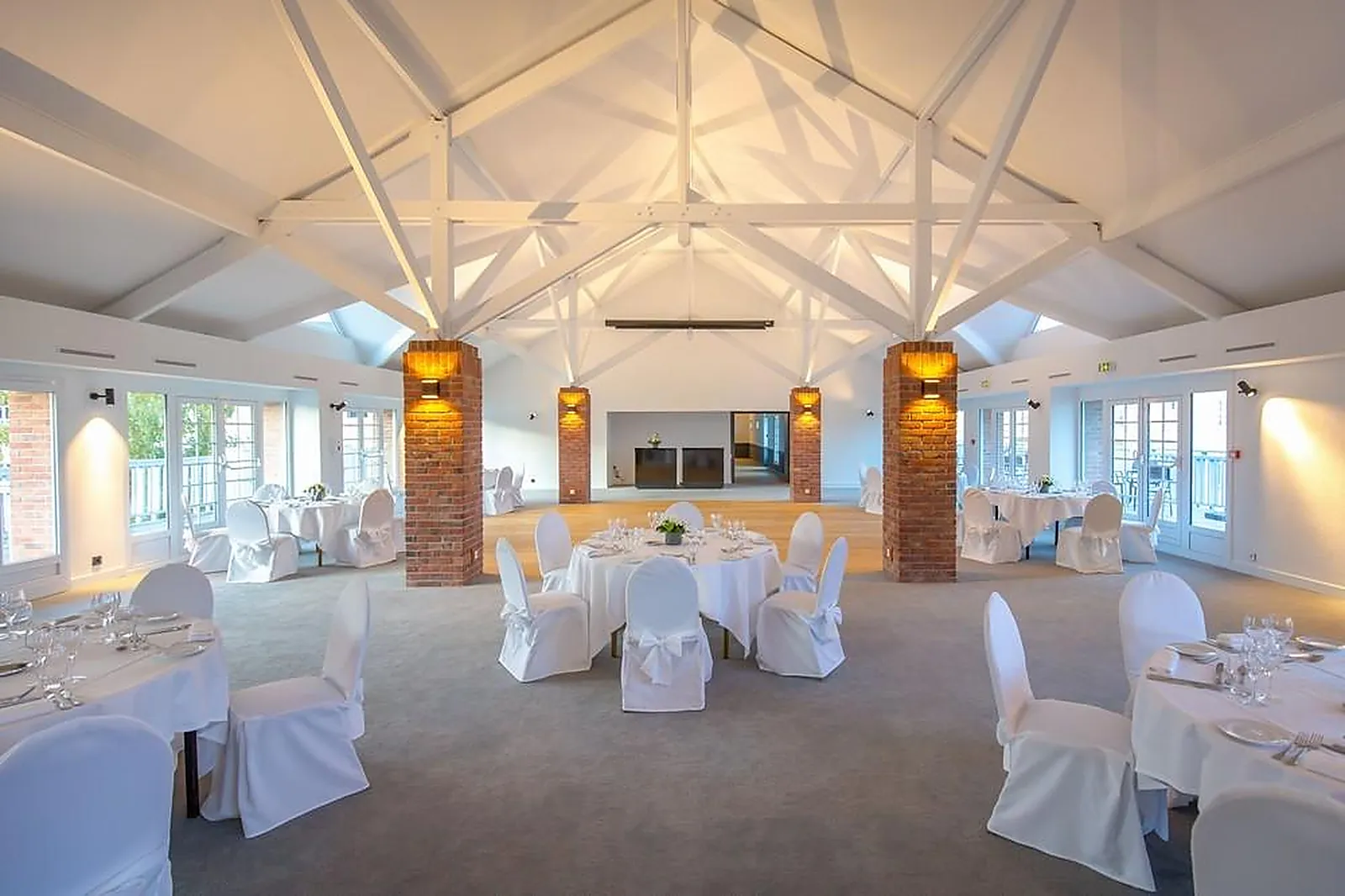 Lieux événementiels, MERCURE CHANTILLY