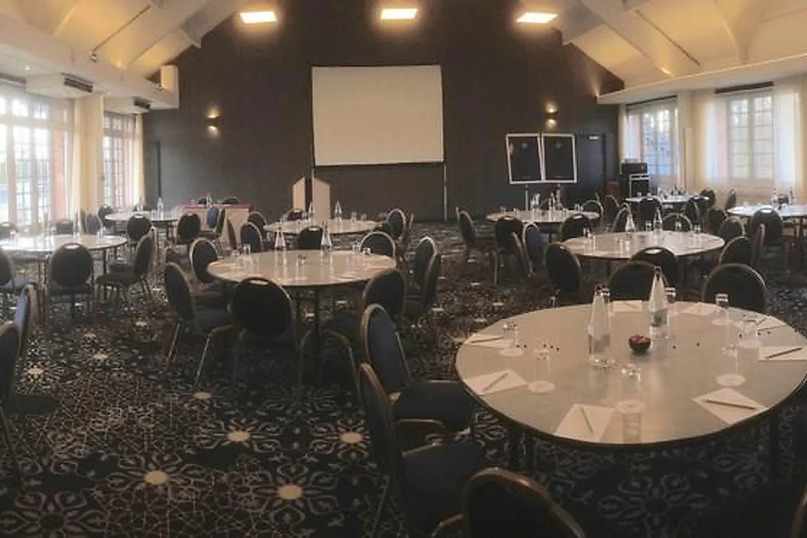 Lieux événementiels, MERCURE CHANTILLY