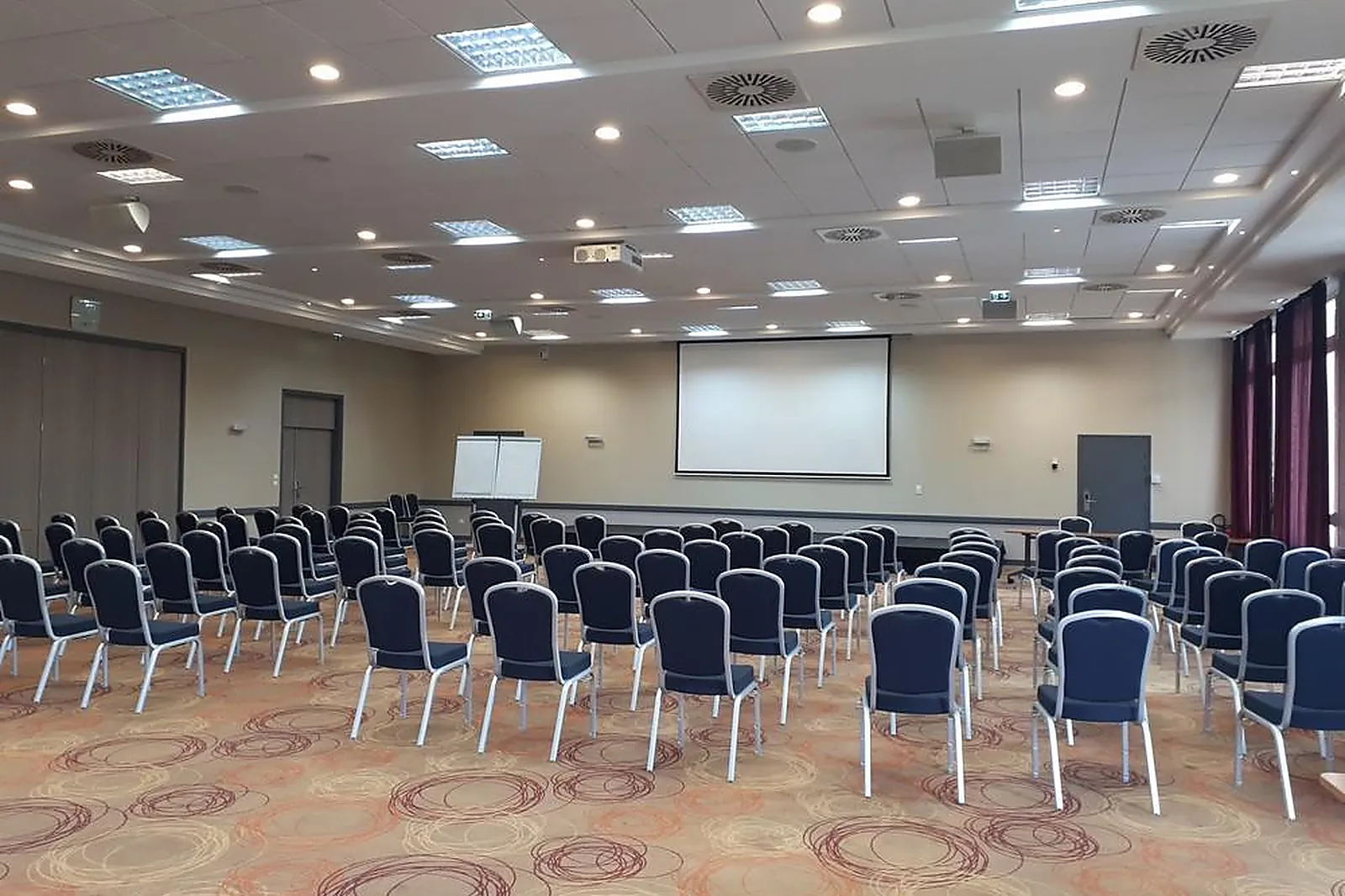 Lieux événementiels, MERCURE CHANTILLY