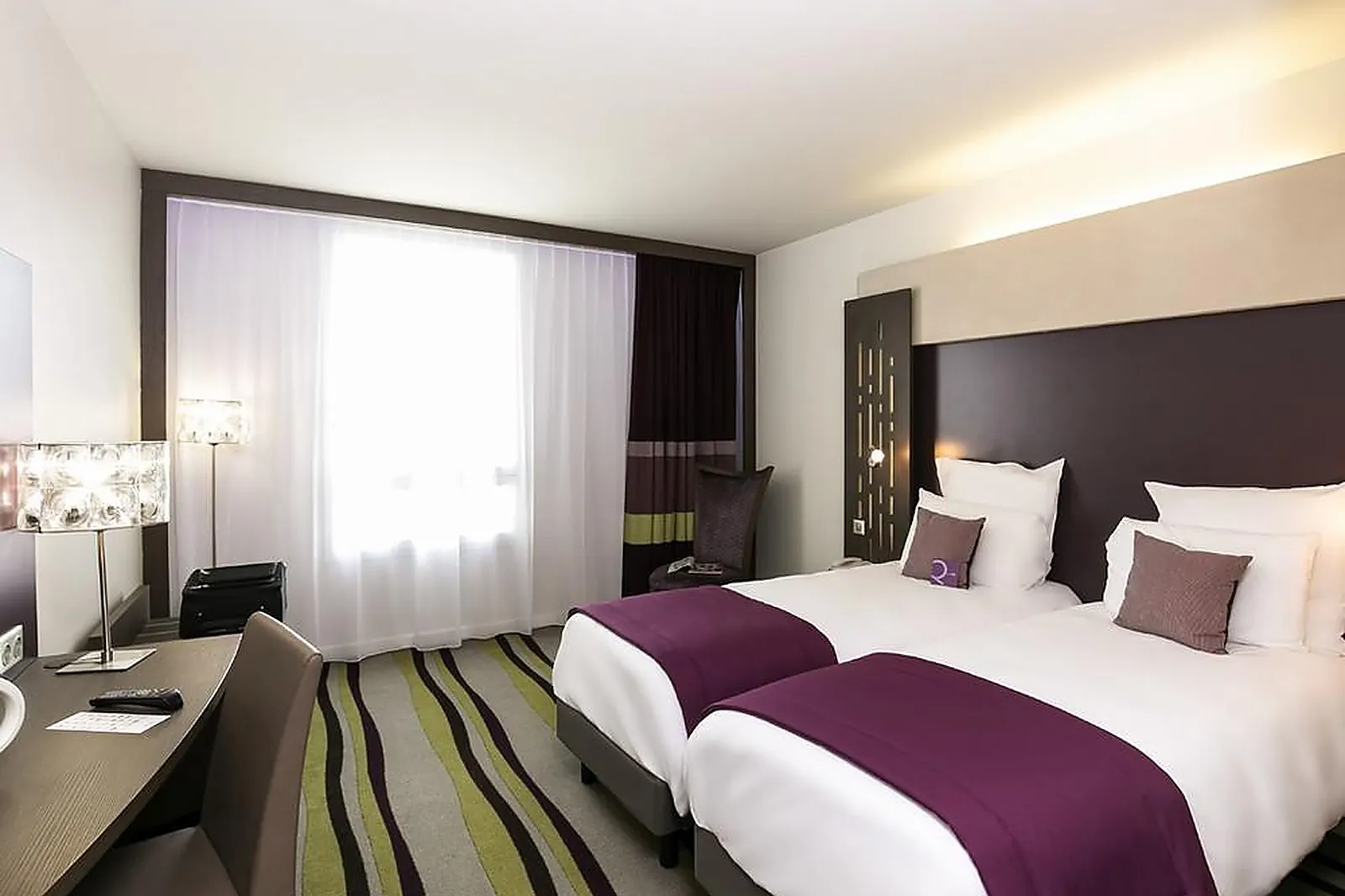 Lieux événementiels, MERCURE CHARTRES CATHÉDRALE